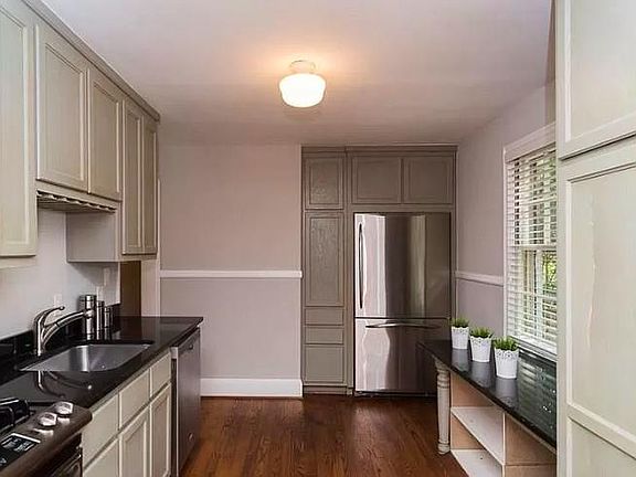 Updated Kitchen with Stainless Steel Appliances