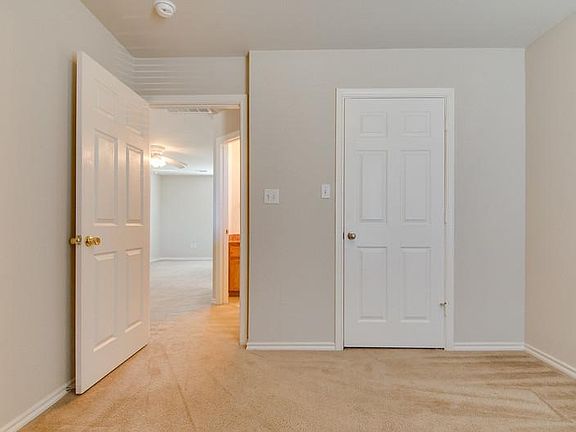 5th image of 501 Mast Ct