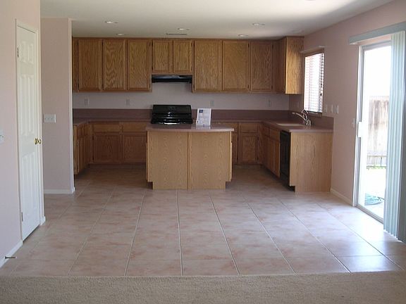 Roomy Kitchen w/Corian Countertops