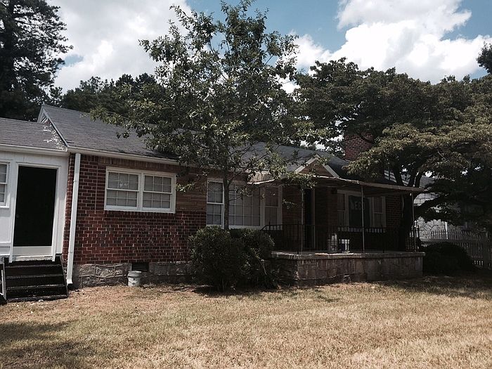 1st image of 4810 Lavista Rd