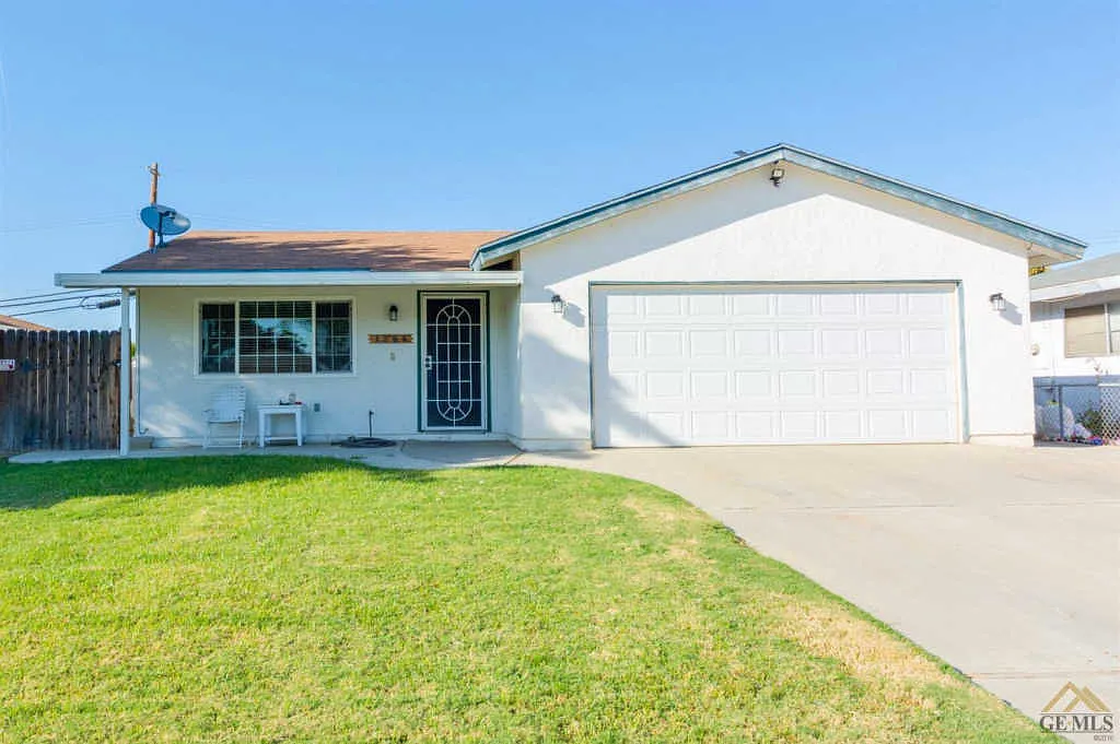 1304 Arthur Ave photo 1