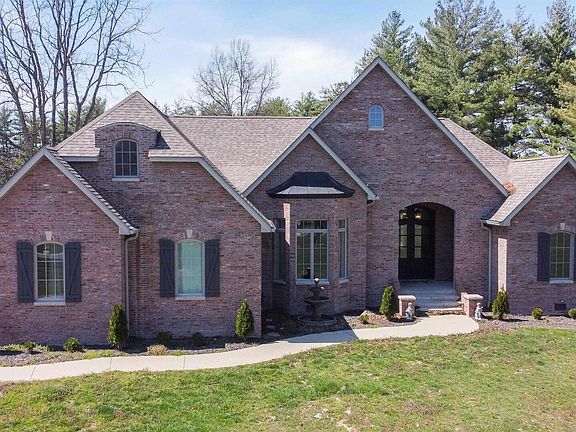 2nd image of 17753 N Woodlawn Ln
