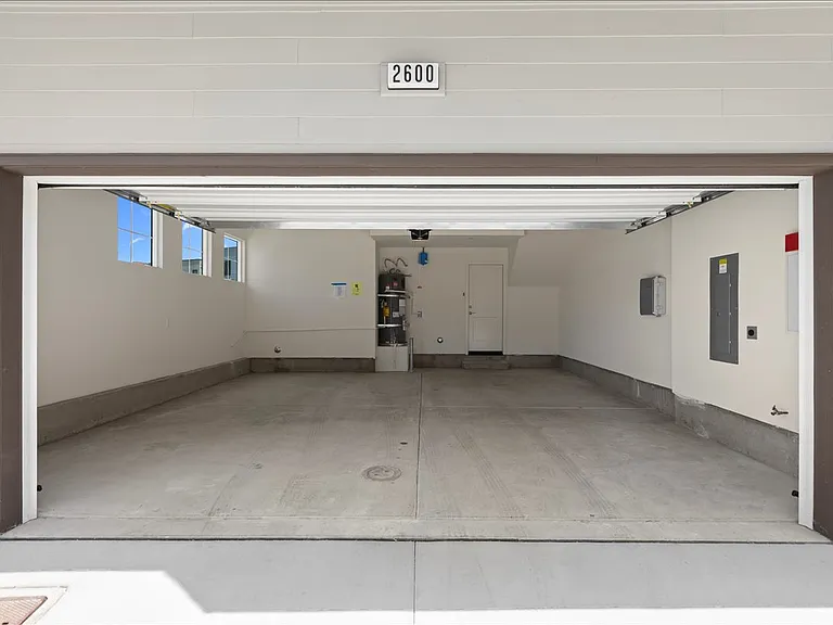 2 Car Garage