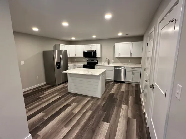 4808 S Rogers St, Bloomington, IN 47403