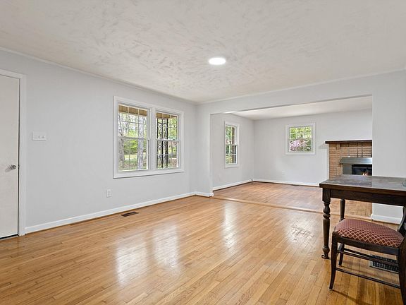 5th image of 425 Alta Vista Cir