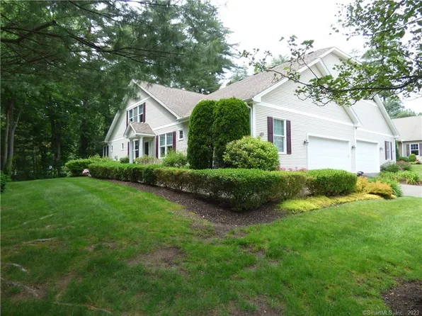 1 Bittersweet Lane #1, Avon, CT 06001