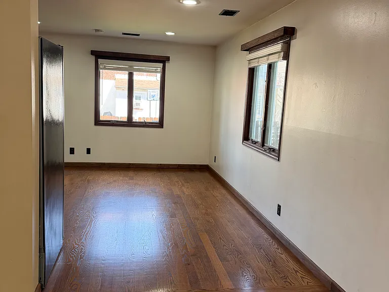 52 Heckel St #102 — Photo 31