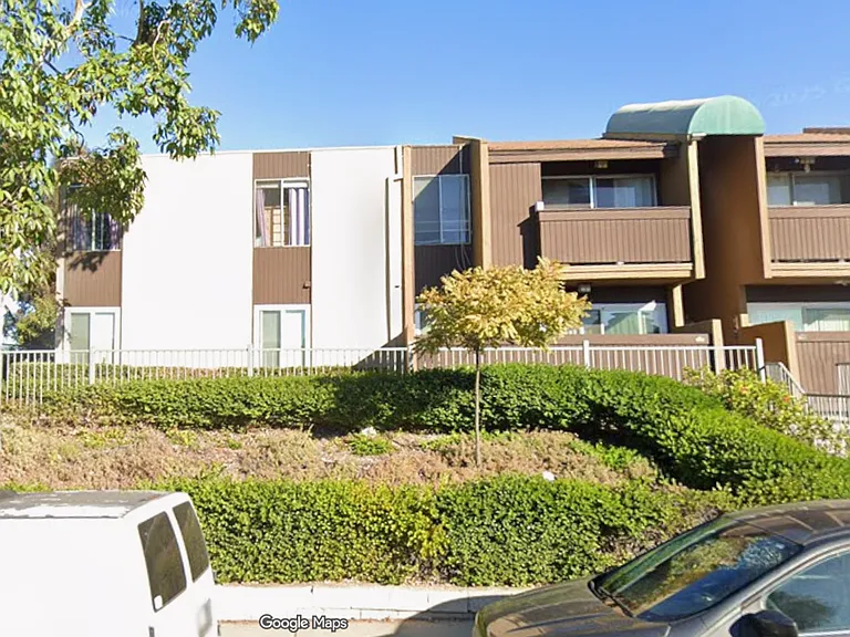 3454 Castle Glen Dr #113 — Photo 2