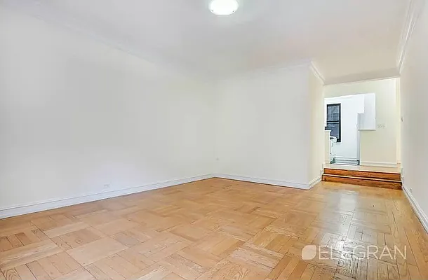 Rented by (Legacy) Elegran | media 6