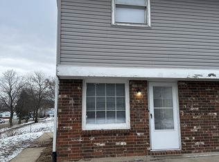 4960 Hinsdale Ave APT 1, Rockford, IL 61108