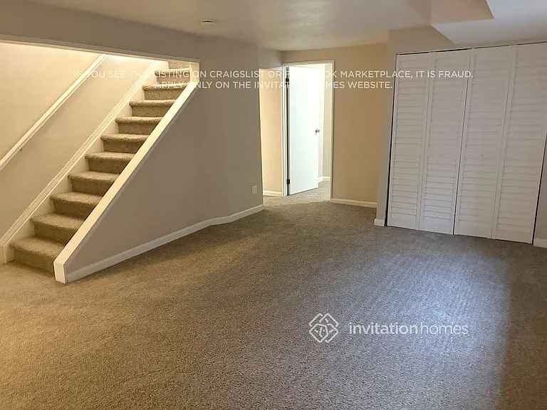 18358 E Layton Pl — Photo 7