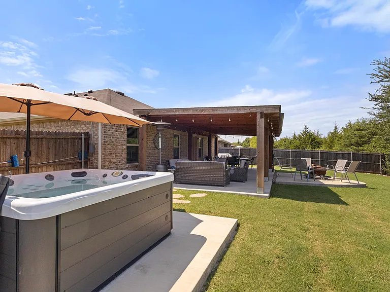3319 Everly Dr — Photo 23