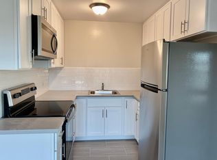 3090 Vicente St #302, San Francisco, CA 94116