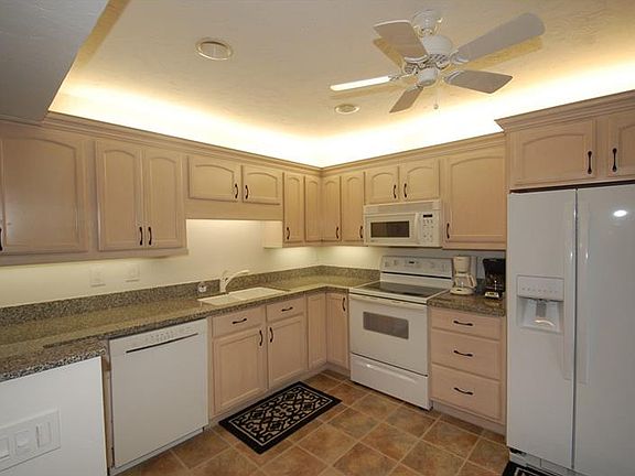 2nd image of 1680 Brookhouse Cir APT Br111