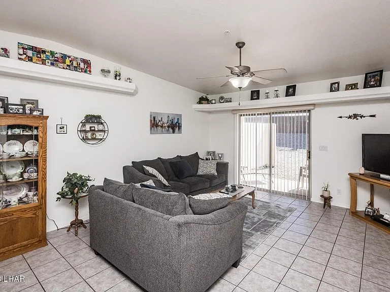 2960 Osborn Dr #102 — Photo 15