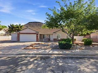 180 N Eclipse Dr, Saint George, UT 84770