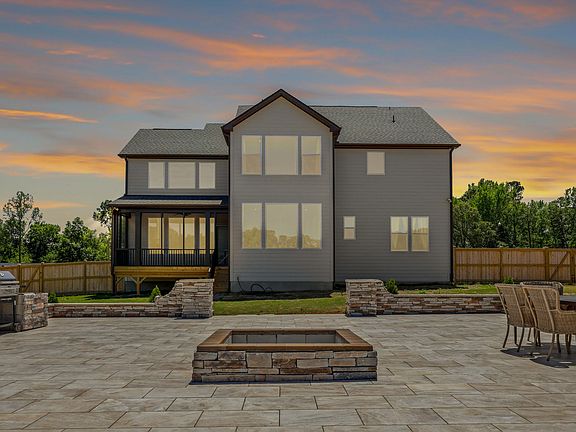 2nd image of 2085 Kelsey Ct
