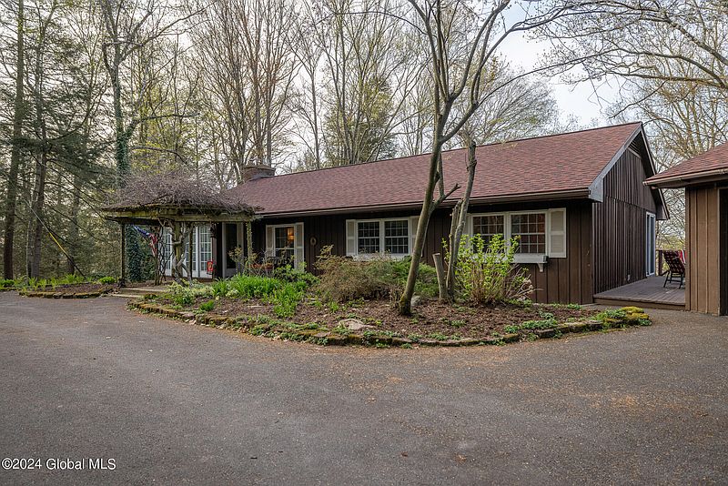 3rd image of 86 Koonz Road
