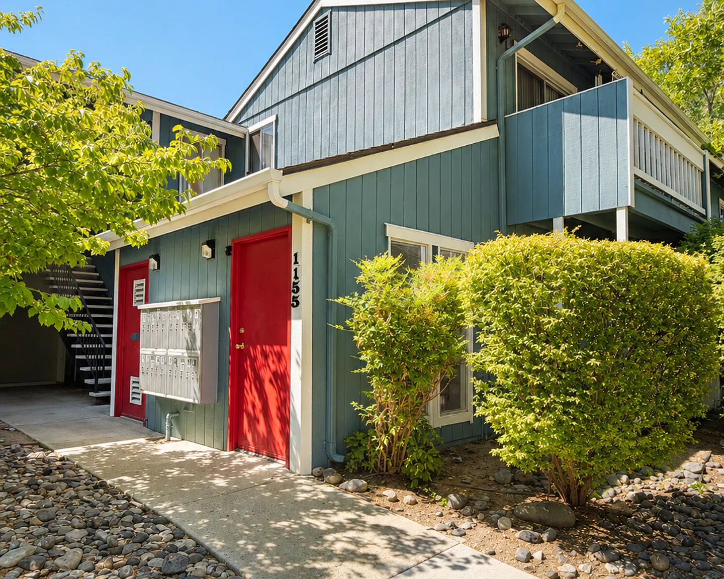 The Cottages at Glenda Way — Photo 3