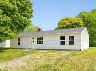 1140 Saint Rose Ln, Cahokia, IL 62206