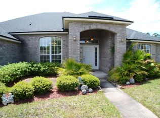 660 Wellhouse Dr, Jacksonville, FL 32220