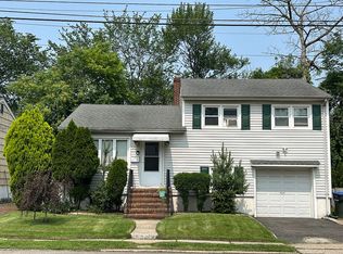 368 Riverside Ave, Rutherford, NJ 07070