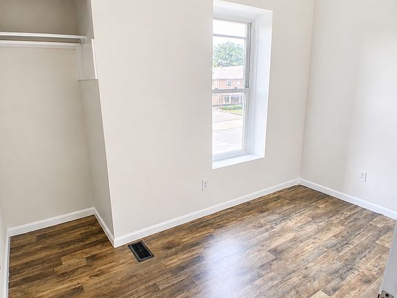 5th image of 103 W 9th Ave #10