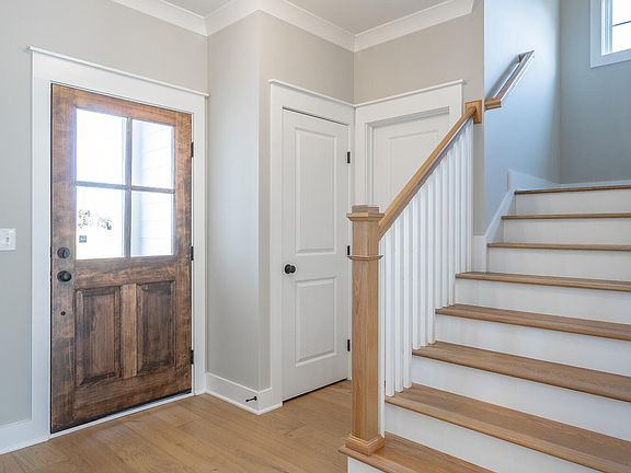 4th image of 5096 Judd Way NW