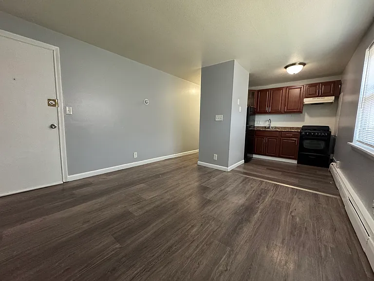 33-02 Elam St #2 — Photo 3