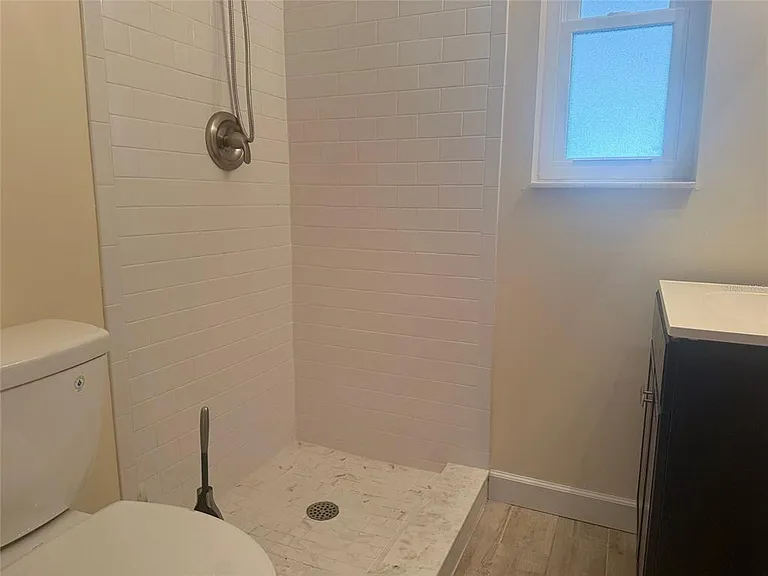 8916 Narcissus Ave — Photo 10