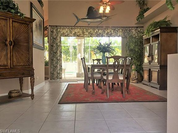 3rd image of 2922 SW 26th St