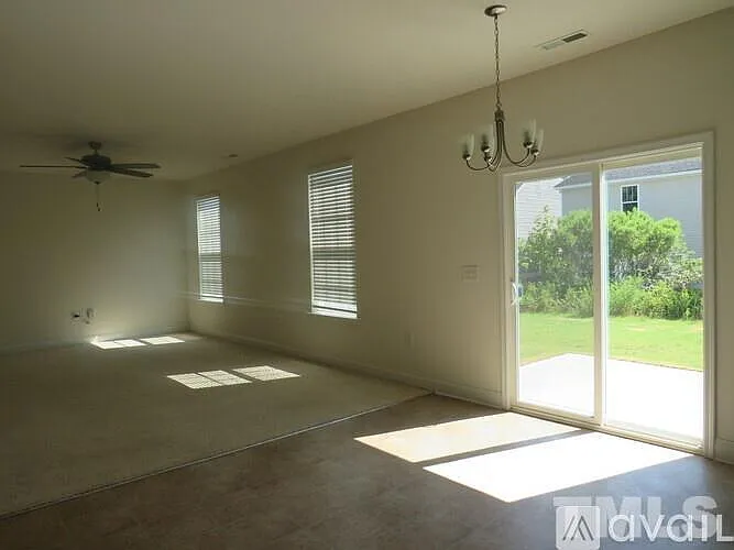 Building Photo - 414 Outwater Ridge Dr