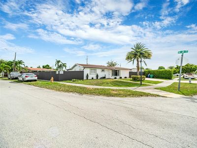 7830 NW 172nd St, Hialeah, FL, 33015