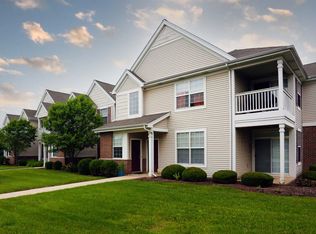 Sutton Place Apartments, Crest Hill, IL 60403