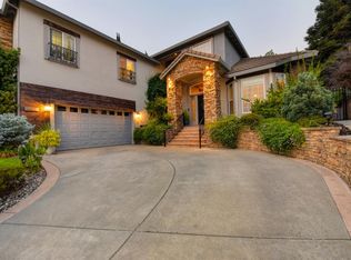 2415 Saint Andrews Dr, Rocklin, CA 95765