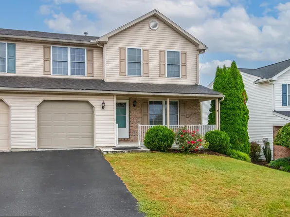 374 Oneida Dr, Reading, PA 19608