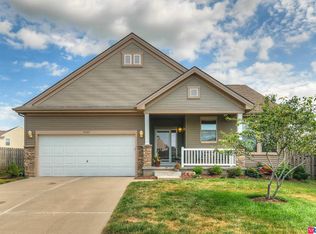 15911 Filmore Cir, Bennington, NE 68007