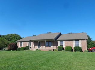 12887 S Sunset Dr, Haubstadt, IN 47639