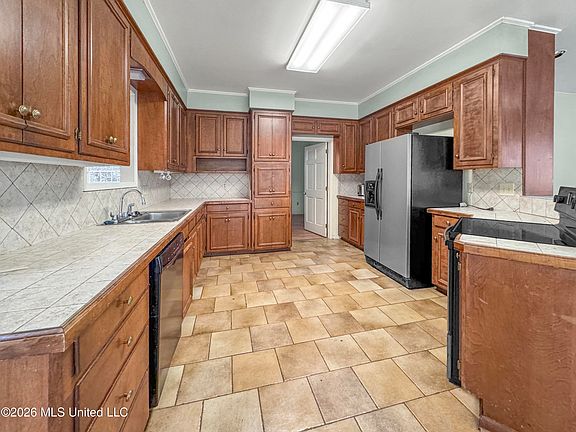 3rd image of 3018 Wardlaw Rd