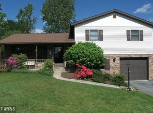 2 Lynn Ave, Newburg, PA 17240