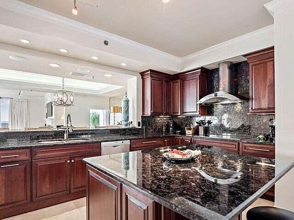 2nd image of 100 Monaco St Unit 303