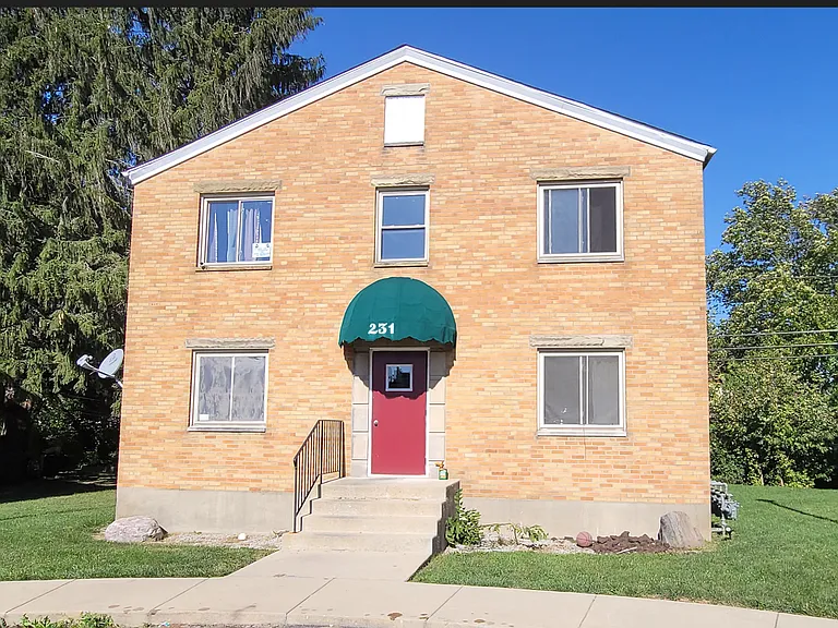 Fairborn - 219-237 East Xenia — Photo 11