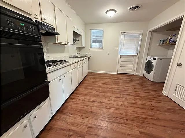 1210 Edenborn Ave — Photo 6