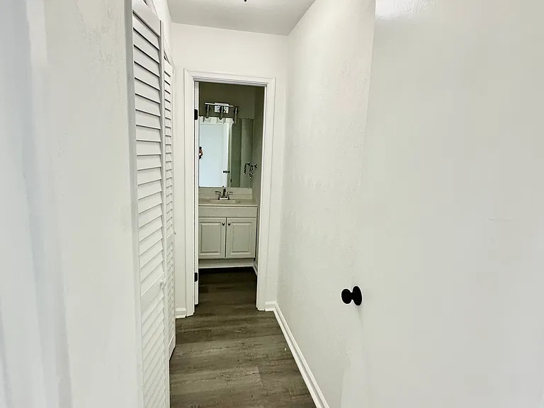 3801 Buchanan Dr — Photo 10