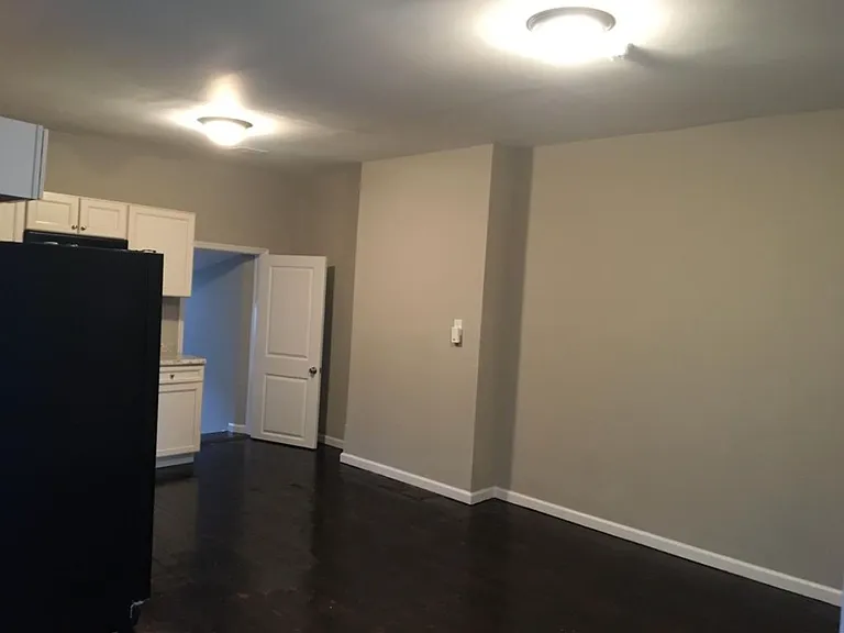 80 Linden Ave — Photo 4