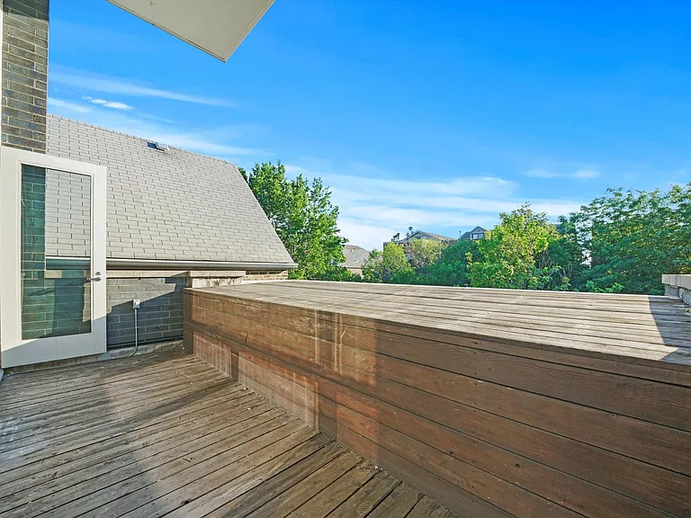 1541 N Bosworth Ave #3 — Photo 27