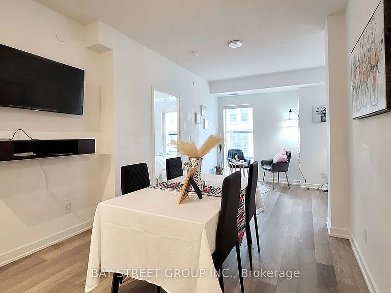 181 Huron St #204 — Photo 9