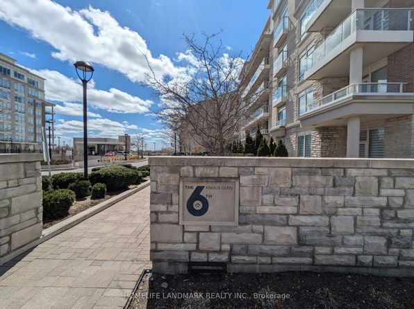 15 Stollery Pond Cres #507, Markham, ON L6C 0Y4