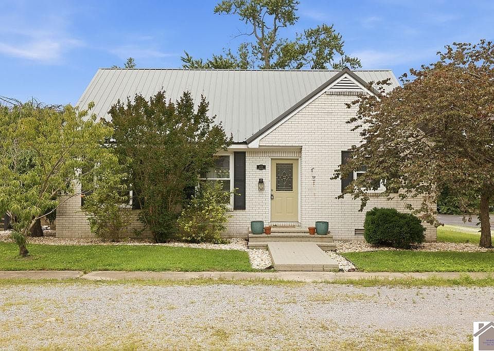 1st image of 431 Wyatt Ave