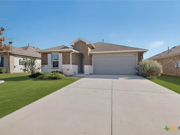 1405 Parkwood, Seguin, TX 78155